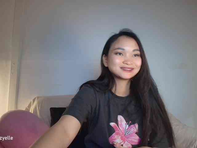 RozyElle webcam