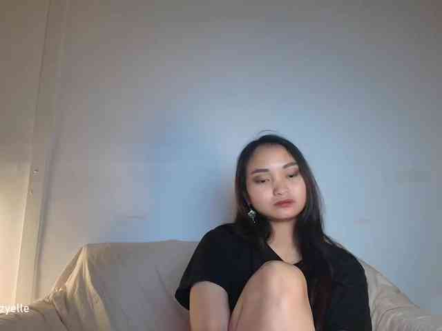 RozyElle webcam