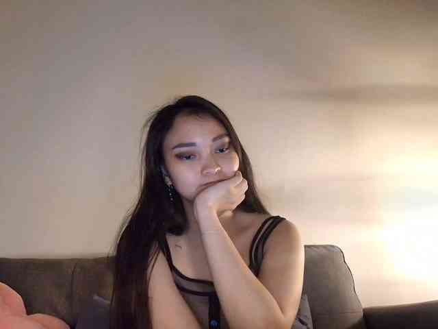 RozyElle webcam