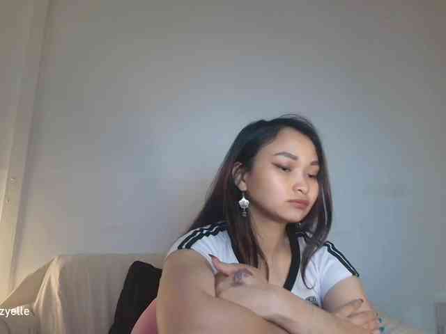 RozyElle webcam