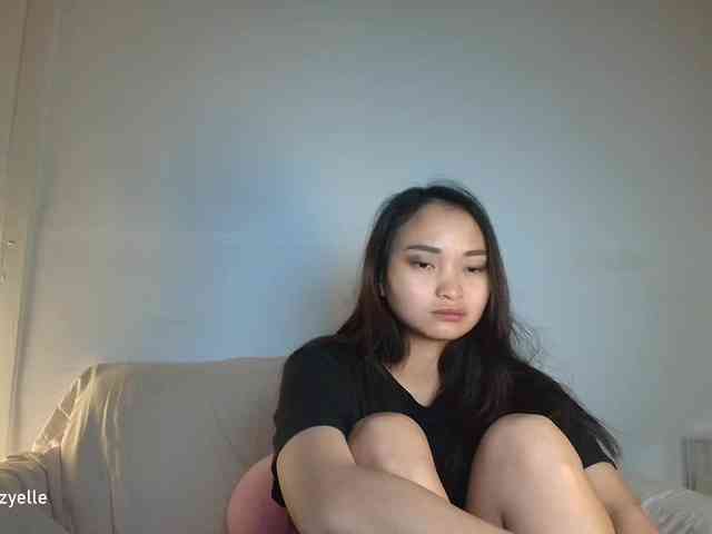 RozyElle webcam