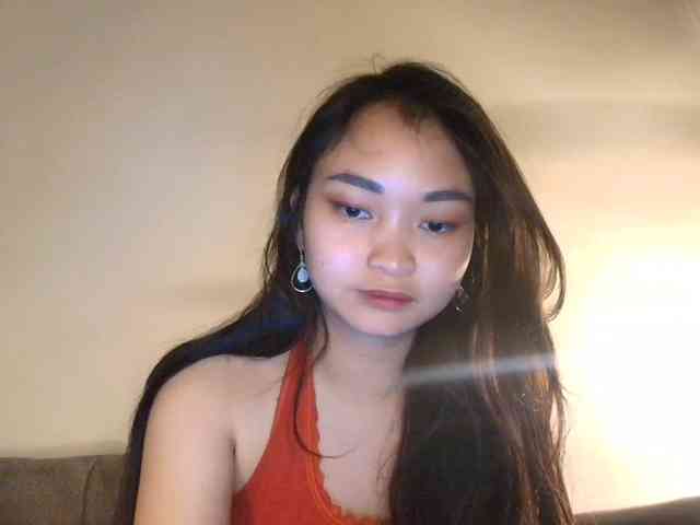 RozyElle webcam