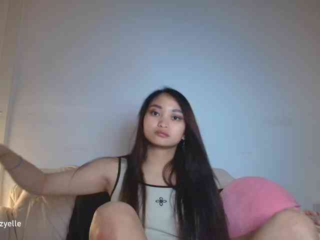RozyElle webcam