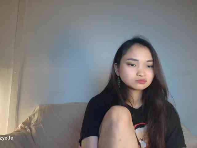 RozyElle webcam
