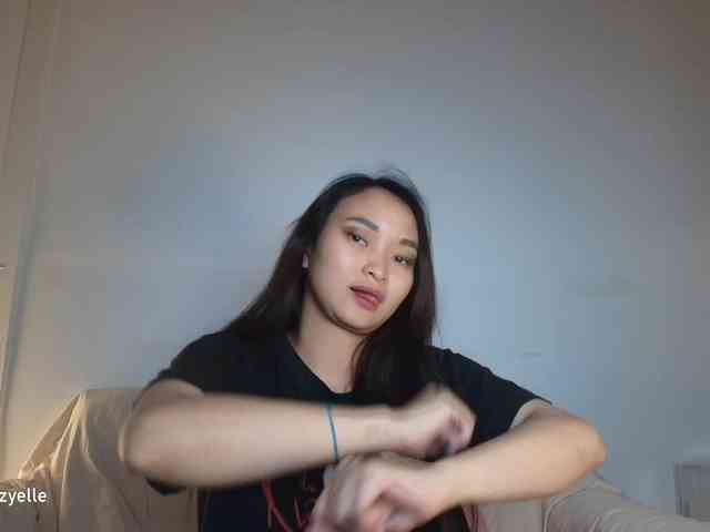 RozyElle webcam