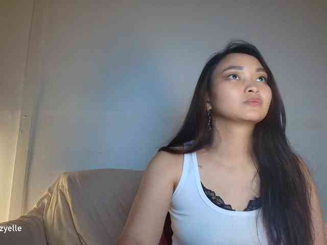 RozyElle webcam