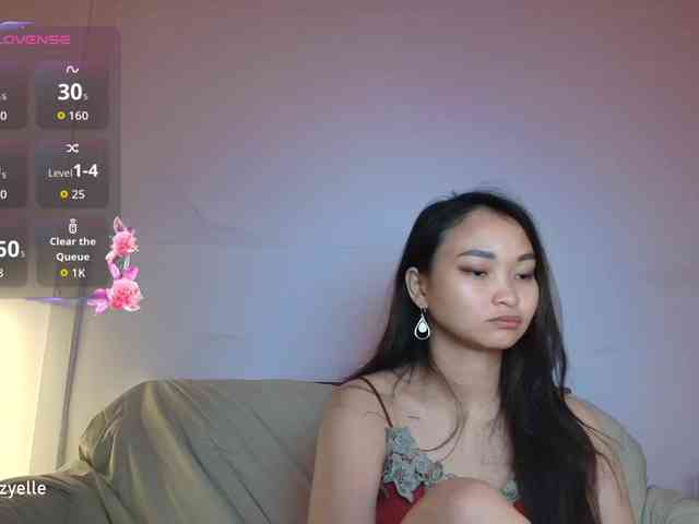 RozyElle webcam
