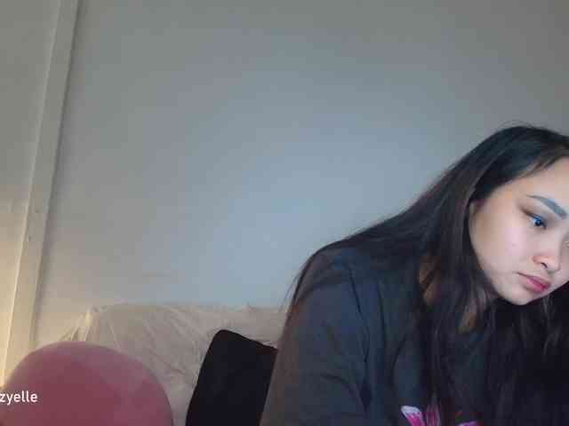 RozyElle webcam