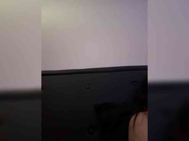 RozyElle webcam