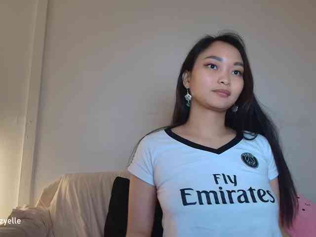 RozyElle webcam