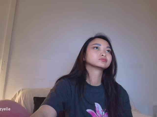 RozyElle webcam