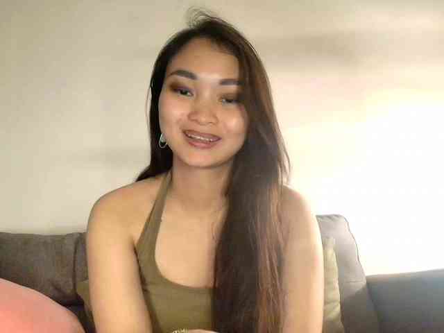 RozyElle webcam
