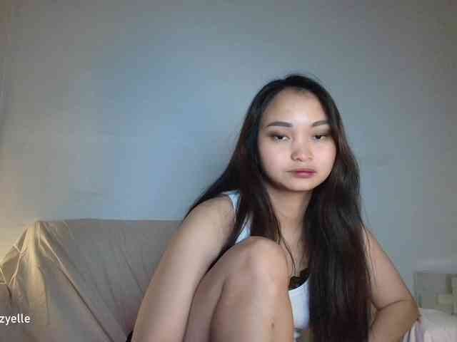 RozyElle webcam