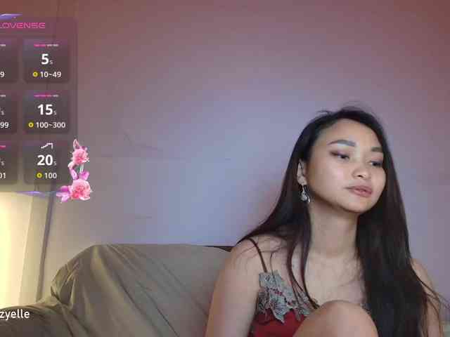 RozyElle webcam
