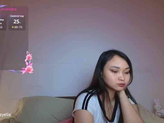 RozyElle webcam