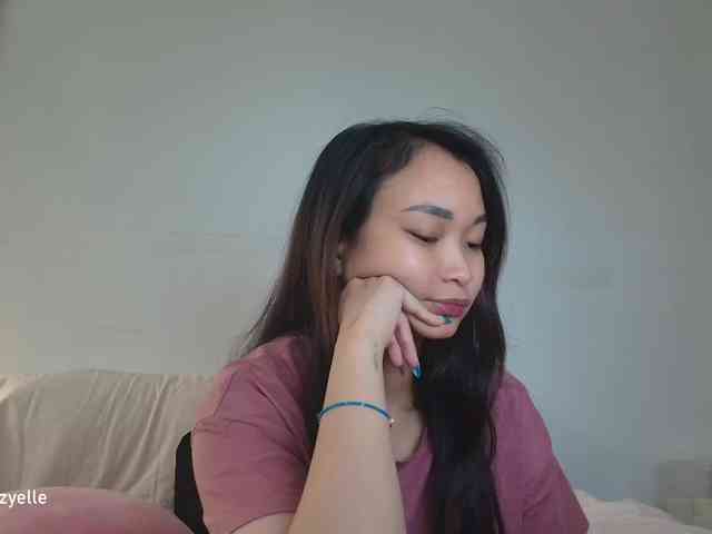 RozyElle webcam
