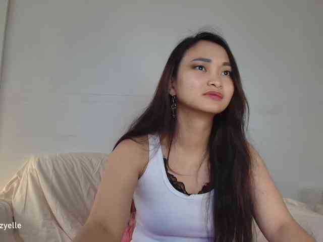RozyElle webcam