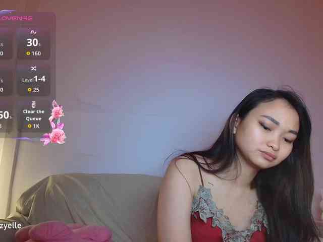RozyElle webcam
