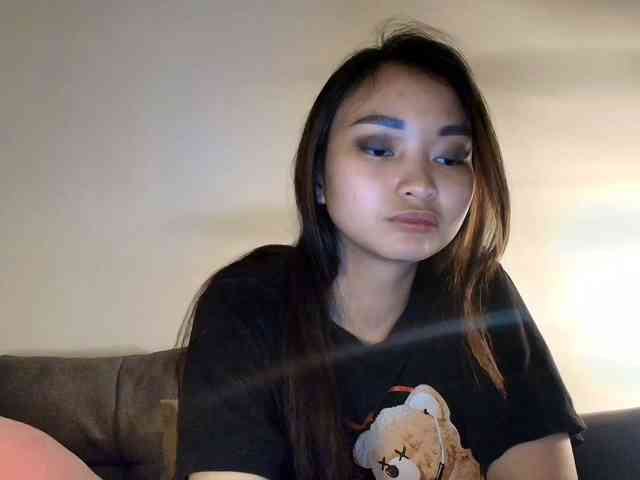 RozyElle webcam