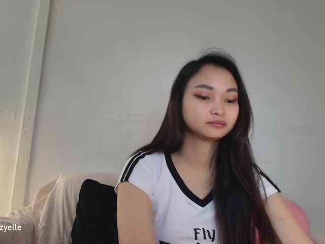 RozyElle webcam