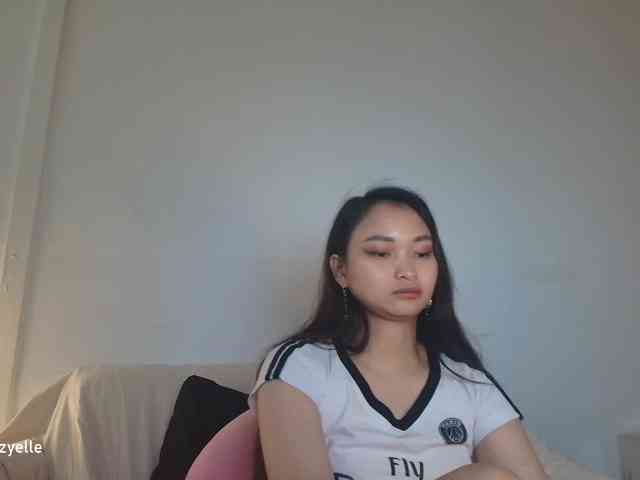 RozyElle webcam