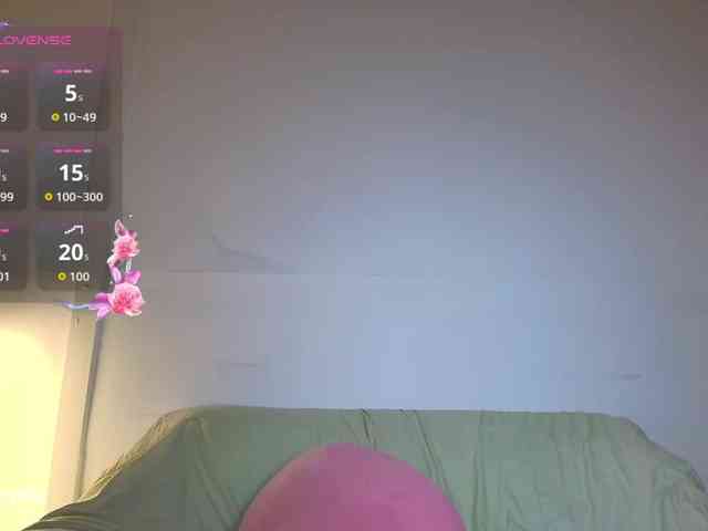 RozyElle webcam