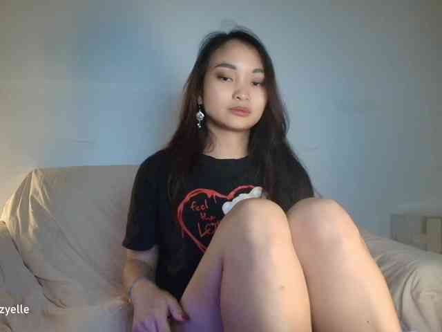 RozyElle webcam