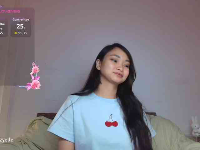 RozyElle webcam