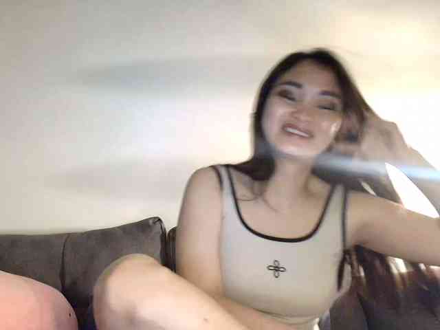 RozyElle webcam