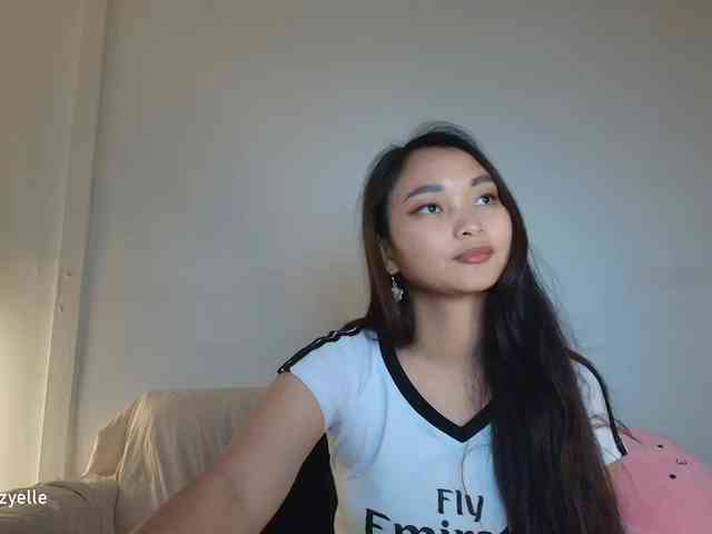 RozyElle webcam