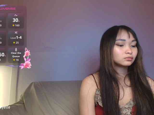 RozyElle webcam