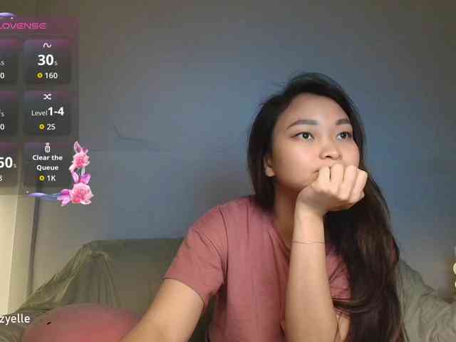 RozyElle webcam