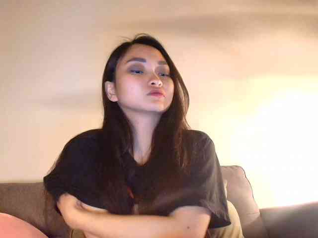 RozyElle webcam