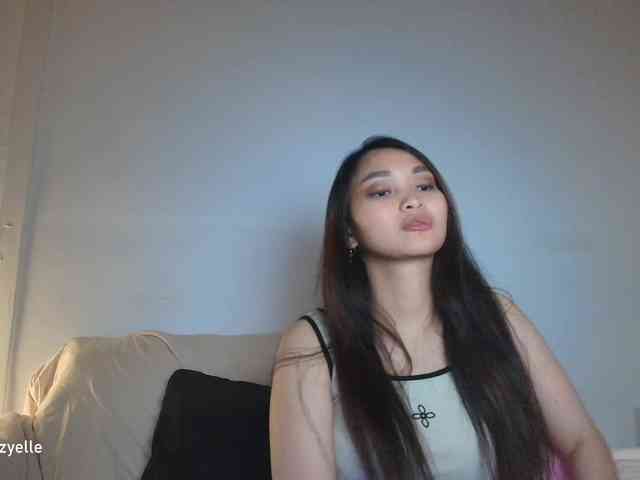 RozyElle webcam