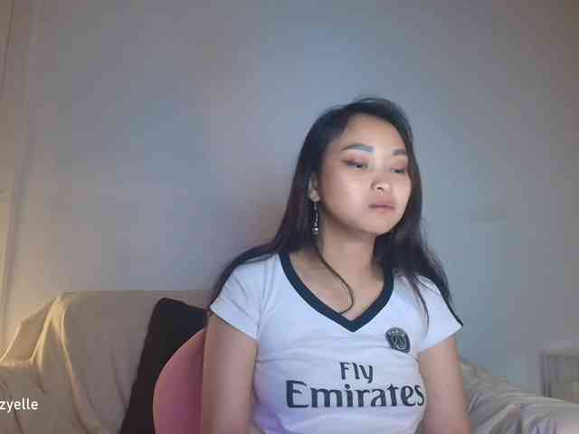 RozyElle webcam