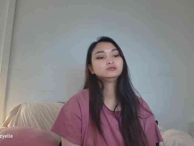 RozyElle webcam