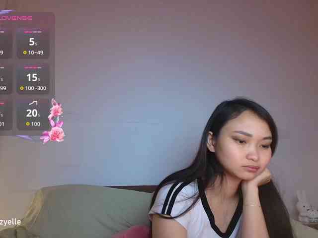 RozyElle webcam
