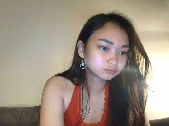 RozyElle webcam