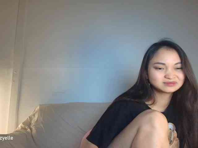 RozyElle webcam