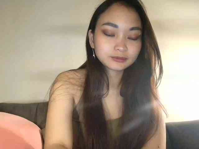 RozyElle webcam