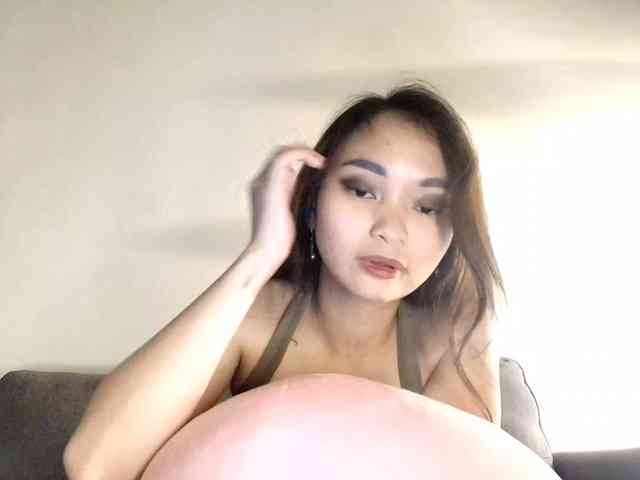RozyElle webcam