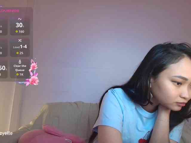 RozyElle webcam