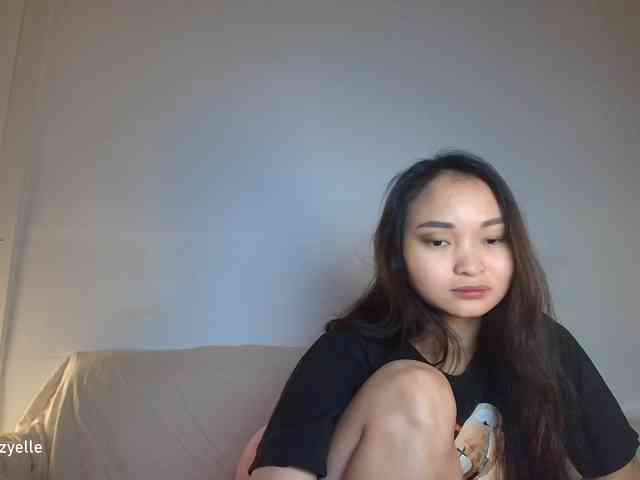 RozyElle webcam