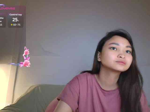 RozyElle webcam