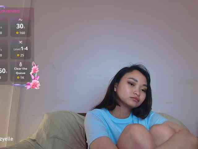 RozyElle webcam