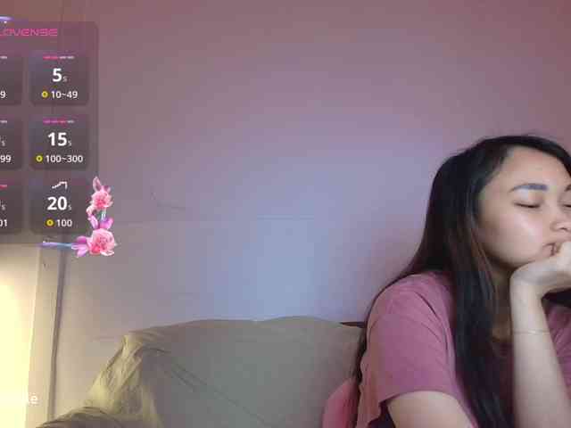 RozyElle webcam