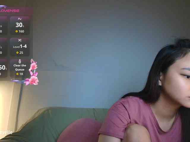 RozyElle webcam