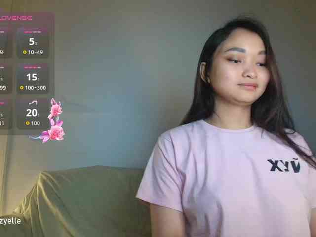 RozyElle webcam