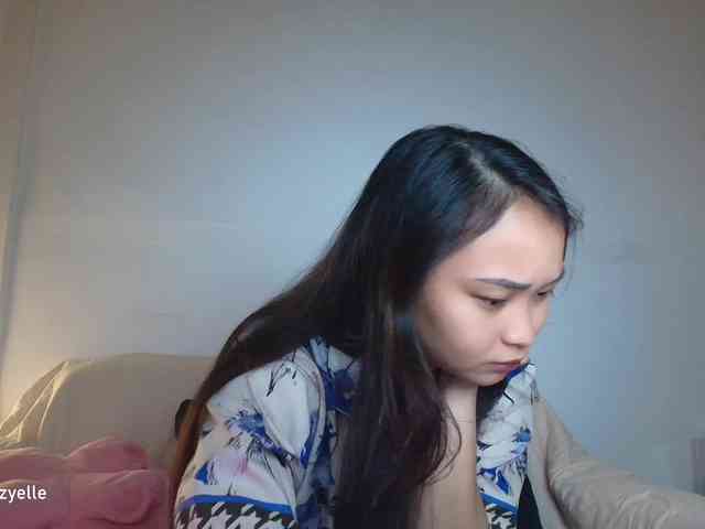 RozyElle webcam