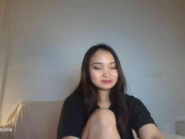 RozyElle webcam